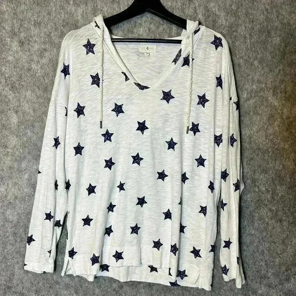 Lou & Grey Star Hoodie - Medium - Picture 1 of 4